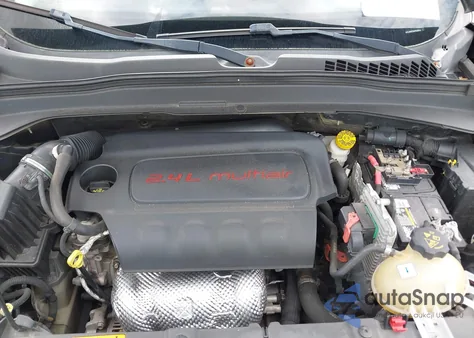 2016 Jeep Renegade 75Th Anniversary z USA, uszkodzony, nr VIN ZACCJABT2GPD06418